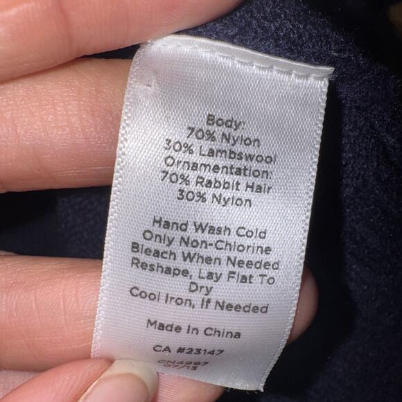 Talbots Wool Blend Women's Sweater Sz Medium Navy Polar Bear Cowl Neck Pullover - Picture 8 of 8